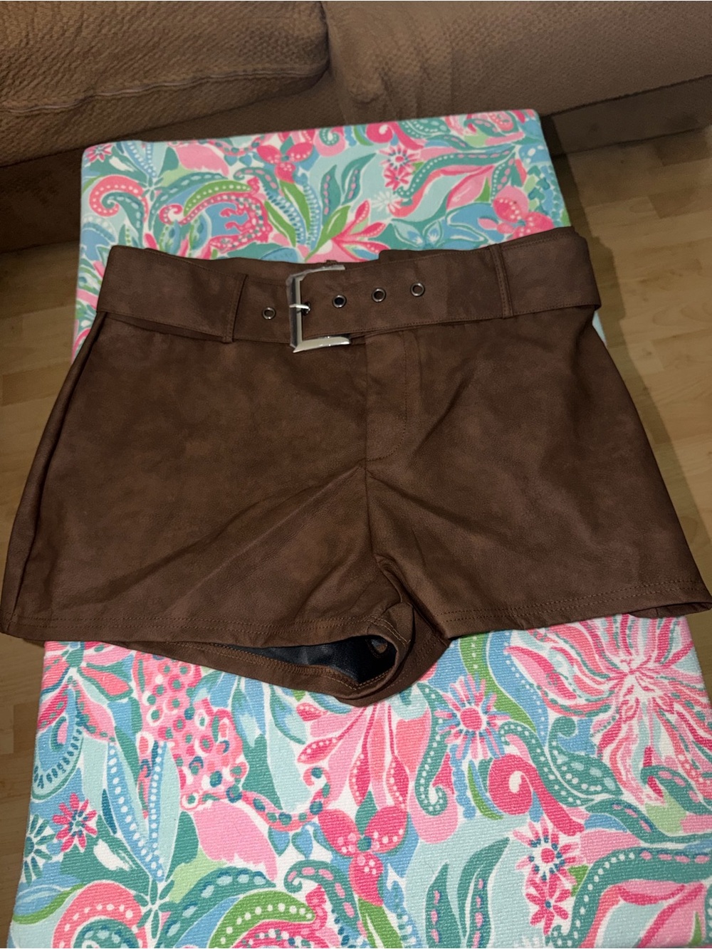 High-Waist Faux Suede Leather Belted Women's Shorts - Brown